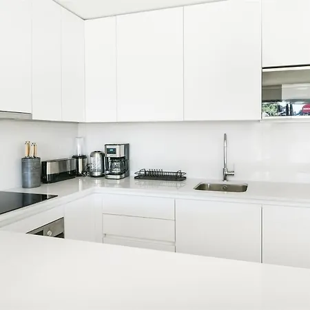 Apartman Garden With Spa, Outdoor Pool & Parking *
